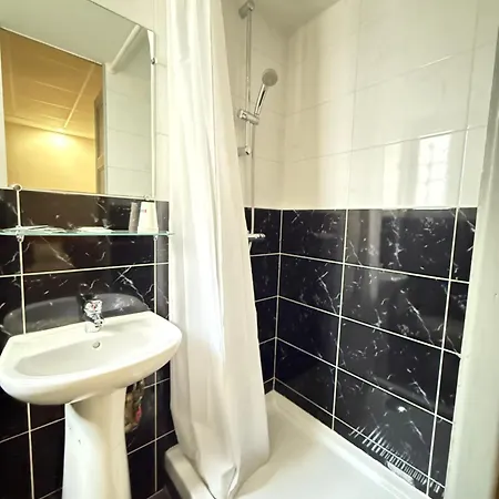 Relais Sud 2* Valence (Drome)