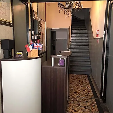 Relais Sud 2* 발랑스