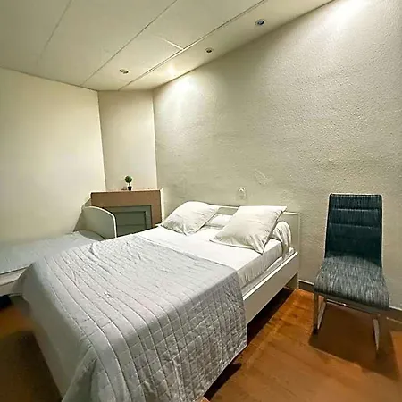 Relais Sud 2* 발랑스